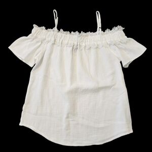 by & by White Off-Shoulder Blouse with Lace Detail